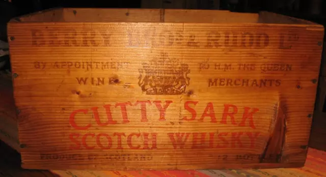 Vintage Cutty Sark Scotch Whiskey Wood Advertising Crate Berry Bros & Rudd Ltd