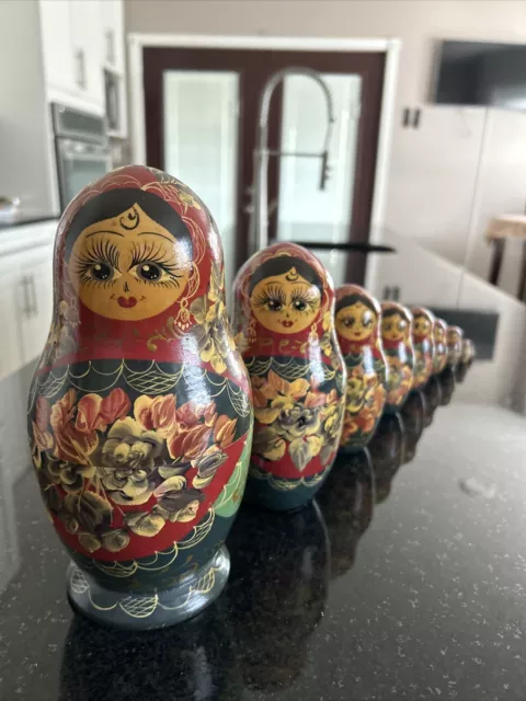 Vintage Russian Matryoshka Set 9 Nesting Dolls ~ Hand Painted - smallest is 1.5c