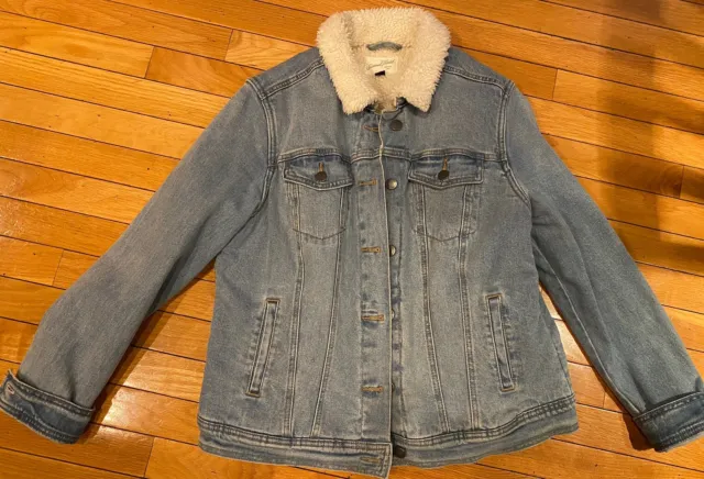 Women's Universal Thread Denim Jacket with Sherpa Lining - Size L