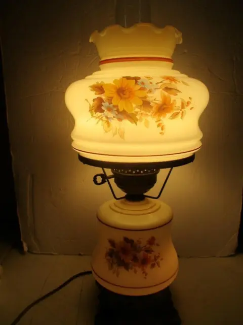 Vtg 3 Way Gone With The Wind Hurricane Parlor Electric Table Lamp 19" Tall