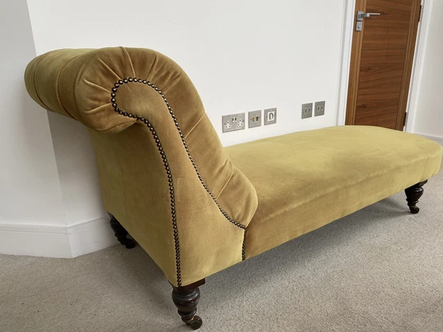 Stunning Victorian Chaise Longue in Gold Velvet Fabric Circa 1880 Price Reduced