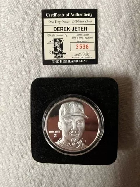 Derek Jeter Highland Mint Silver Coin Limited Edition 3598/5000 .999 FINE SILVER