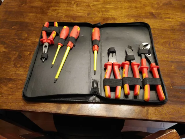 WESTWARD 1YXJ6 Insulated Tool Set 7 pc. Rated @ 1000 Volts