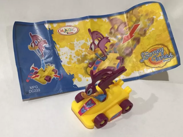 Kinder Surprise Looney Tunes Road Runner in car DC233 with BPZ