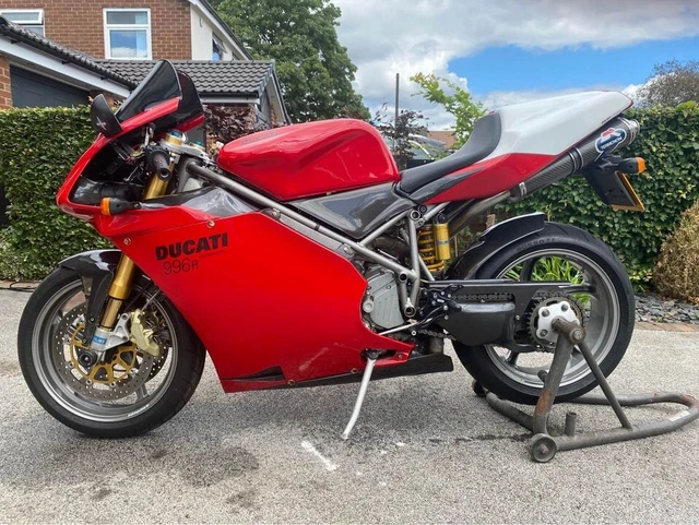 DUCATI 996R VERY rare bike CAT C in 2010 owned for 18 years 2