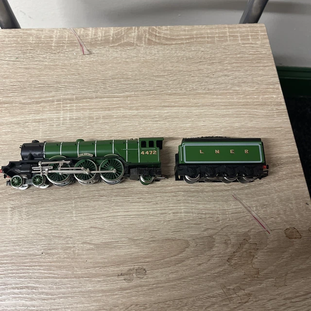 Hornby Locomotiva A Vapore BR Classe A3 'Flying Scotsman' – Scala 1:76, Con Generatore Di Fumo