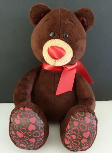 D66. DOUDOU PELUCHE CHOCO & MILK OURS marron rouge noir coeur ruban 28cm - TTBE