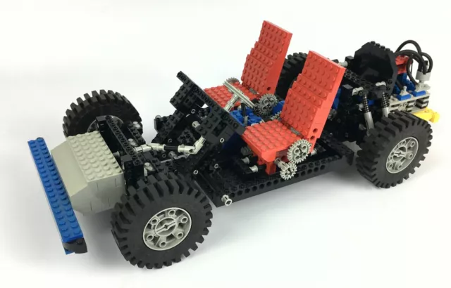 Lego Technic Technik 8860 Car Chassis  von 1980  komplett mit org. Bauanleitung.