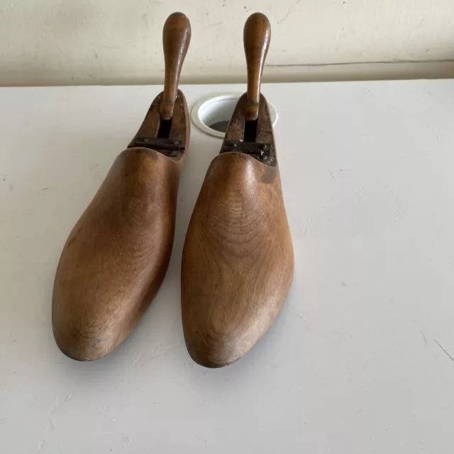 Pair Of Vintage Women’s/Childs Wooden Shoe Trees Stretchers Lasts