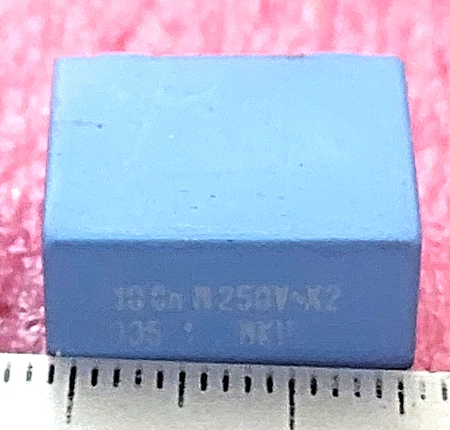 Condensatore Iskra 4.7µF 275Vac X2 MKP KNB1560 - Passo 27.94mm