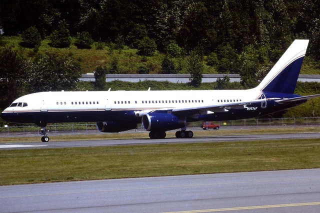 ORIGINAL 35MM COLOUR slide of Vulcan Aircraft Boeing 757-2J4 N757AF £0. ...
