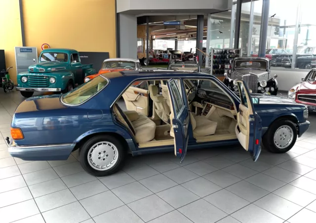 *NIVEAUVOLL UND EDEL FLANIEREN* Mercedes Benz 300 SEL W126 1989 Oldtimer Museum