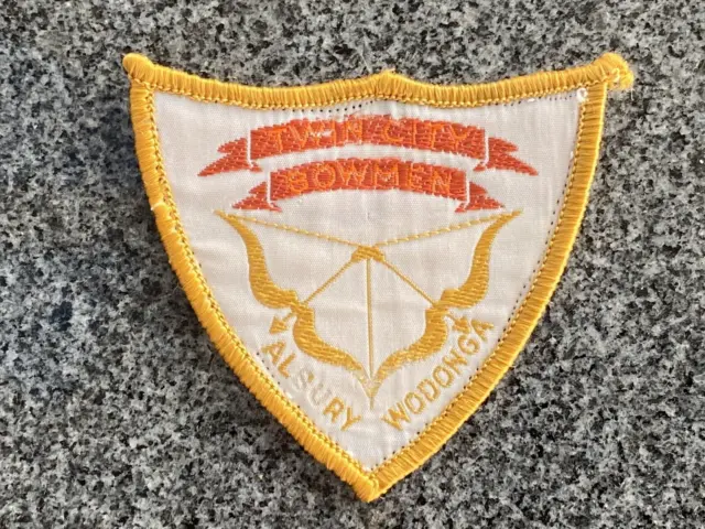 Souvenir cloth badge - Twin City Bowman Albury Wodonga - Sewing Hunting Sport