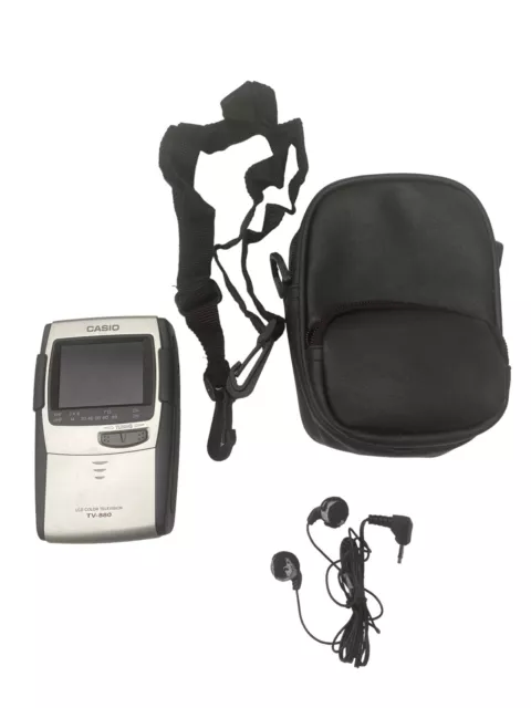 CASIO LCD COLOR TELEVISION TV-880 W/Case & Earbuds Vintage Portable TV Tested