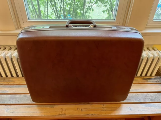 Vintage 60s Men’s Samsonite MCM Hard Shell Suitcase Luggage Brown With Wheels