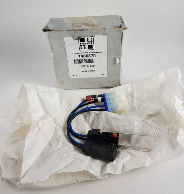 Genuine OEM Hyster 1486370 Micro Switch Assembly NOS