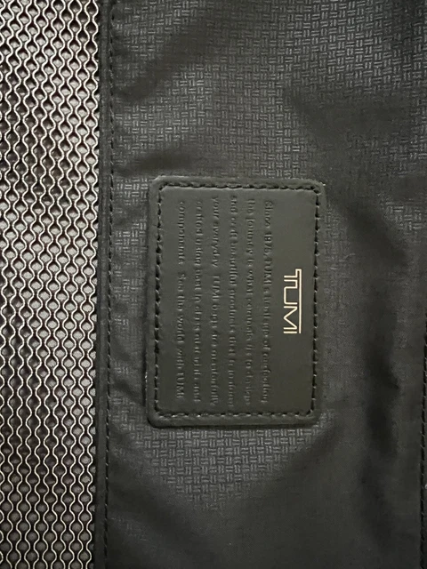 Tumi Alpha 3 International  4-Wheeled Carry On - Castle Gray Grey Expandable 2