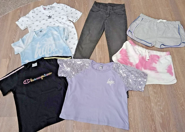 Pacchetto vestiti ragazza (età 12/13 anni) top. Jeans. Pantaloncini (hype. M&S, Adidas)