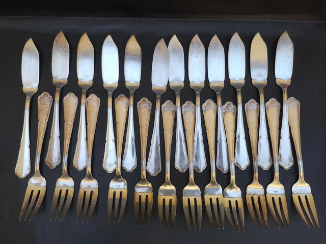 Service à Poisson Argenté P.P – 12 Fourchettes Et 12 Couteaux, Modèle Filet Et Coquille