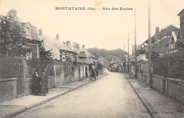 Cpa 60 Montataire Rue Des Ecoles