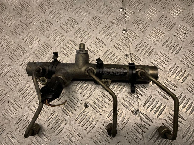 Audi A6 S6 C6 4F 2006 Kraftstoffverteiler Einspritzleiste Verteilerrohr DRA32638
