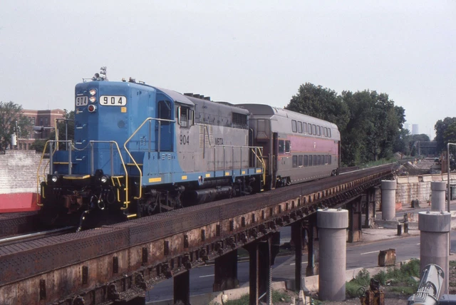 MBTA GP19 904 ex Semta action original kodachrome slide slides in 2008