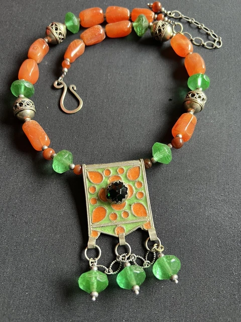 Idar Oberstein Old Carnelian Berber Hirz & Green Vaseline Beads Tribal Necklace