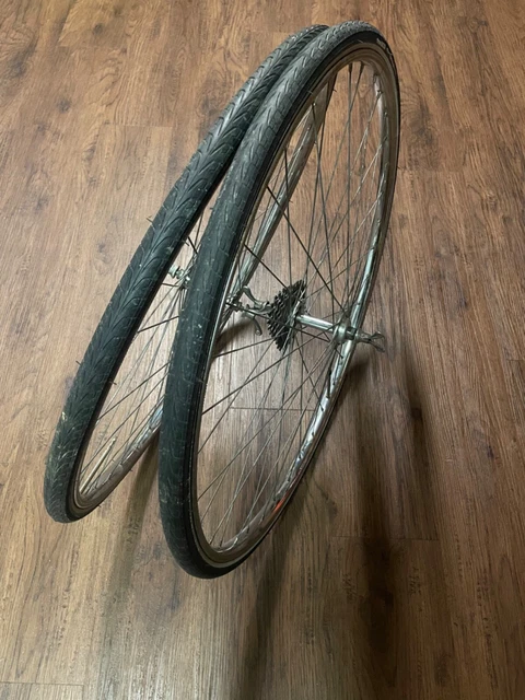 Paire De Roues Bois Vélo Course – Société Normande Indécollable – Tour De France