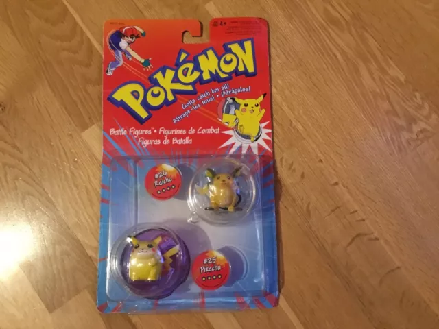 POKEMON VINTAGE 1999 Battle Figures Sealed HASBRO Pikachu