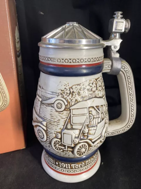 1979 AVON CAR CLASSICS Lidded Ceramic Beer Stein w/box 2