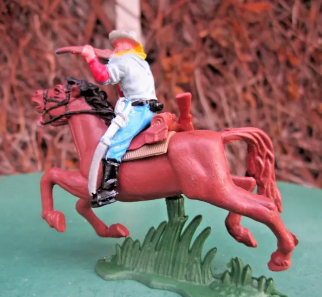 Britains Herald Mounted Confederate Trooper With Rifle