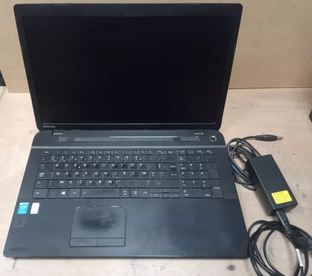 PC portable Toshiba Satellite c70-b-10f / proc i3 / ram 4Go / stockage 500 Go