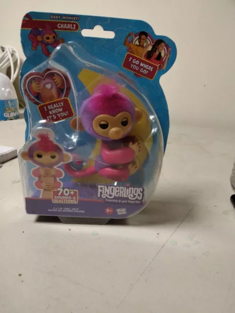 Fingerlings Monkey (Purple) Charli Interactive Toy 70 Sounds & Reactions (3117)