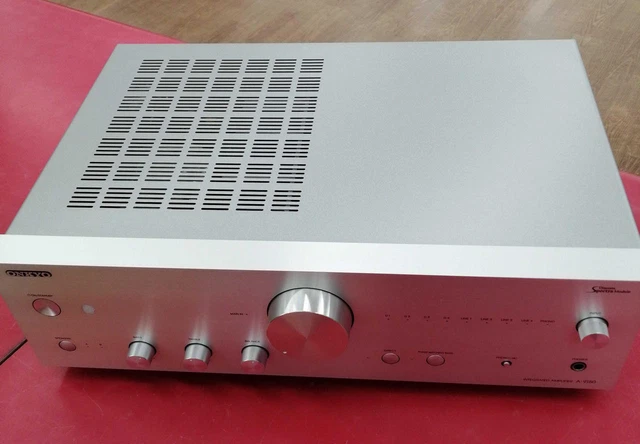 Amplificador Onkyo Model 733 Cortegaça