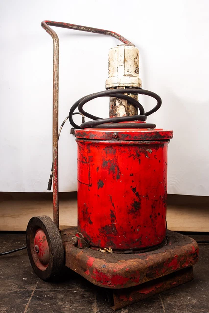 Fireball Grease Pump 203-862 and Graco Oiler 203-862
