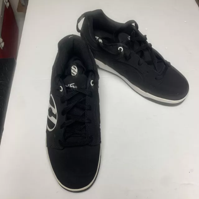 Heelys Voyager HE100713, Black/White Men's Size 7, Women's  Size 8.5