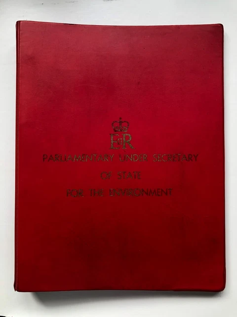 UK Government / House of Commons - Dept for the Environment - Red Folder