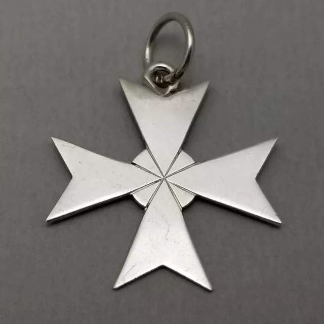 Vintage Solid Sterling Silver Maltese Cross Pendant Malta Hallmarks - 2.2g