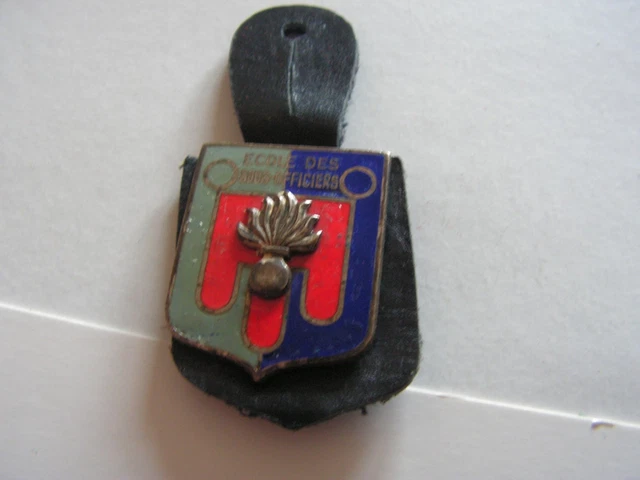 Pin's Vintage École Des Officiers De La Gendarmerie – Signé Y.D – Édition Limitée 5/7
