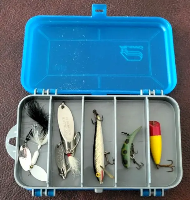 ANTIQUE POCKET TACKLE Box Loaded w/ Old Lures Display Tackle $36.00 -  PicClick