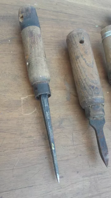 Outillage ancien 4 outils  Manche en bois 5
