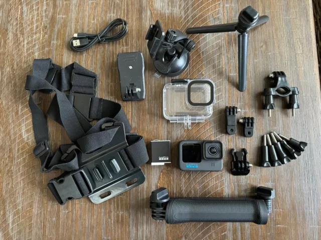 GoPro Hero10 Black Hero 10 + Extras (10-301)