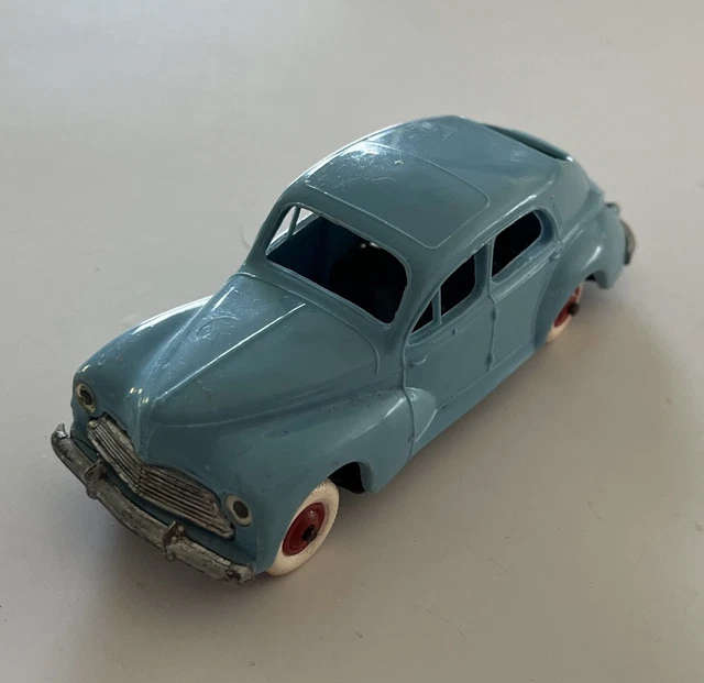 AU JOUET PARISIEN: Norev Modèle n° 8 Peugeot 203 Mécanique