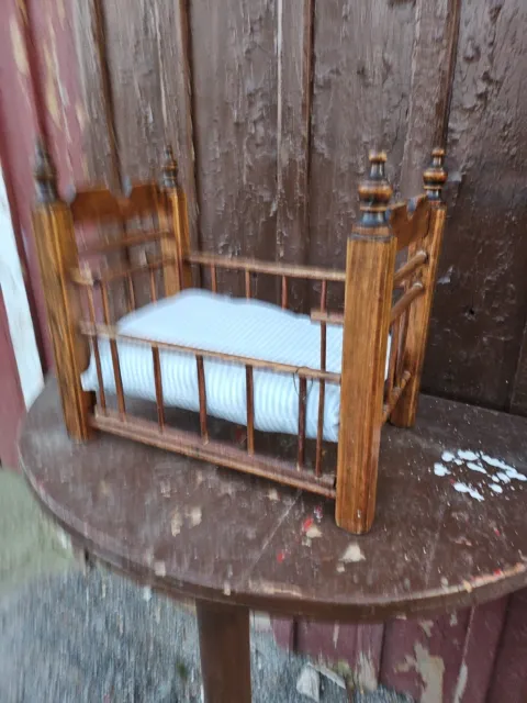 Vintage Mid Century Wood Doll Crib Cradle Bed Spindle Dow Antique Folk Art 20^