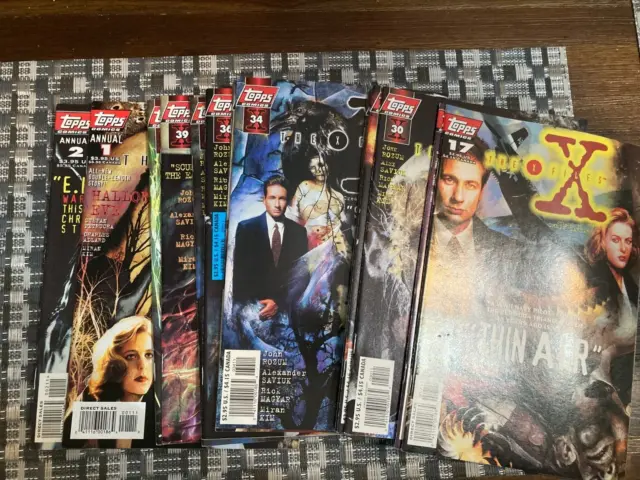X-Files (Topps) Lot of 15 Comics  #17, 23, 30-40, Annuals 1, 2