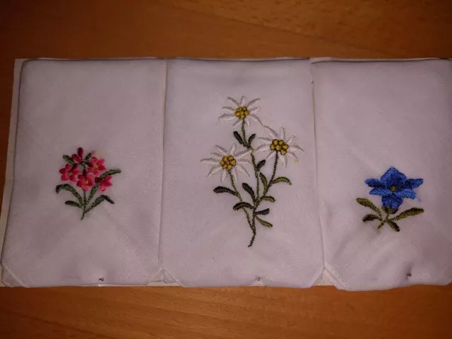 Taschentücher fein dünn ca. 25 X 25 cm 3 Stück Blumen Stickerei Sticktuch Tuch