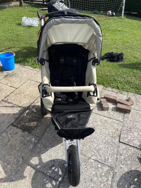 TFK Joggster buggy Kinderwagen sehr gepflegt Creme