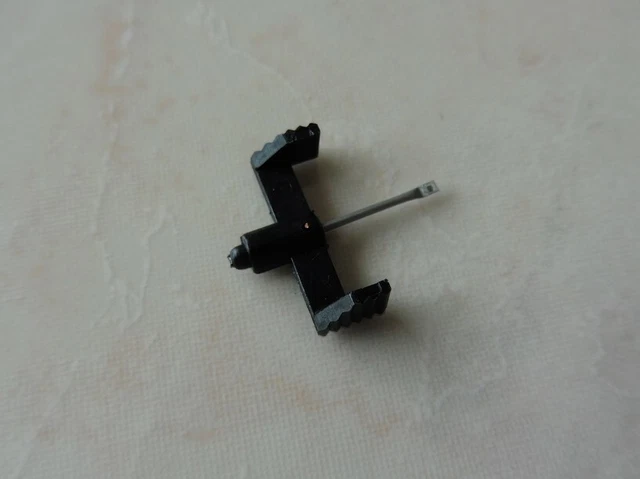 MAGNAVOX 5690300003 DIAMANT DE REMPLACEMENT POUR PLATINE VINYLE NEEDLE
