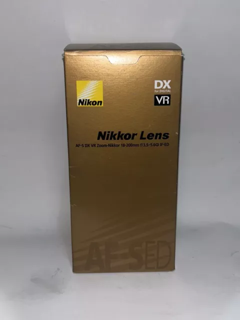 Nikon NIKKOR AF-S DX VR 18-200mm f/3.5-5.6G IF-ED Zoom Lens