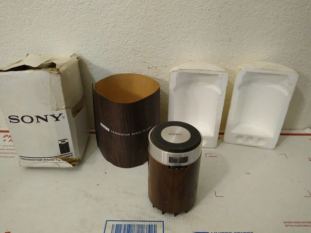 RADIO TRANSISTOR SONY TR-615L Pocket EUR 100,00 - FR
